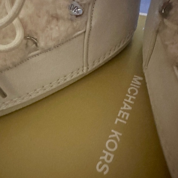 Michael Kors boots Zelda Sherpa US 10 - Picture 5 of 10